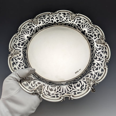 1905年 英国アンティーク 純銀製 ピアス装飾サルヴァ 直径26cm 484g William Mammatt